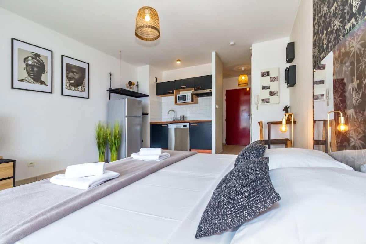 Out Of Africa - Beau Studio Avec Magnifique Vue Mer A Cap Homard - Saint-Gilles Buitenkant foto