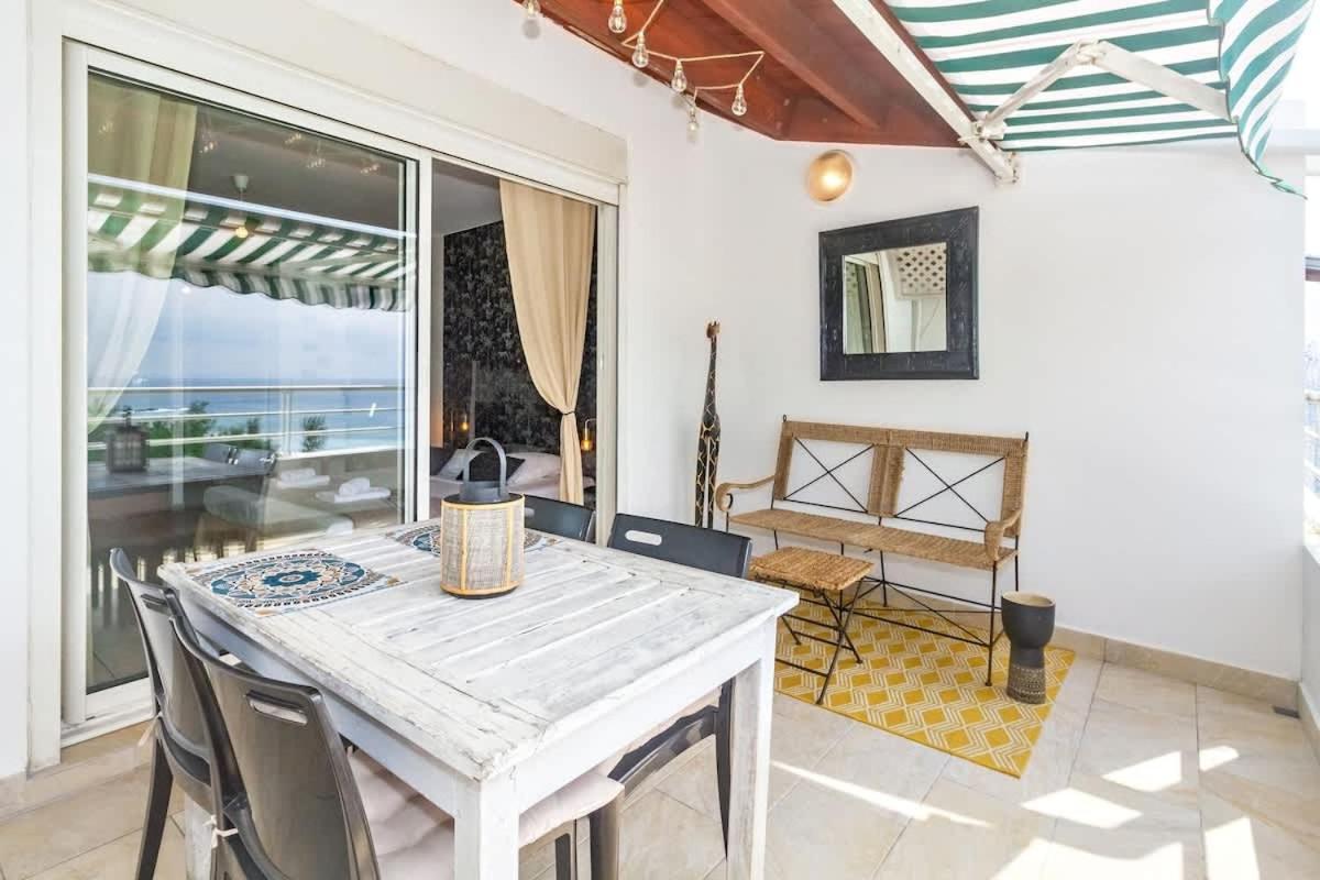 Out Of Africa - Beau Studio Avec Magnifique Vue Mer A Cap Homard - Saint-Gilles Buitenkant foto